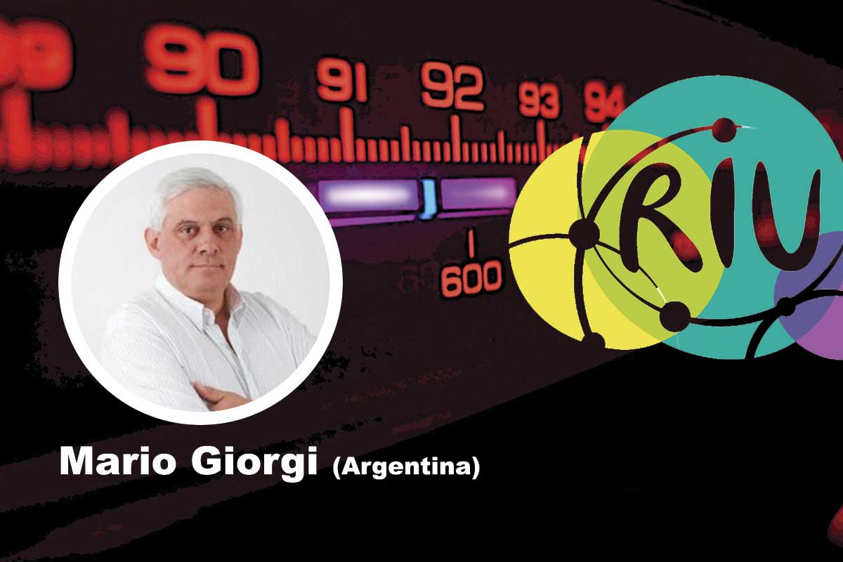 Mario Giorgi en el conversatorio "Procedimientos de trabajo en el contexto de la Infodemia"